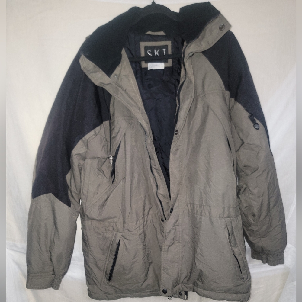 Calvin Klein Men's Performance Jacket in Gray and Black